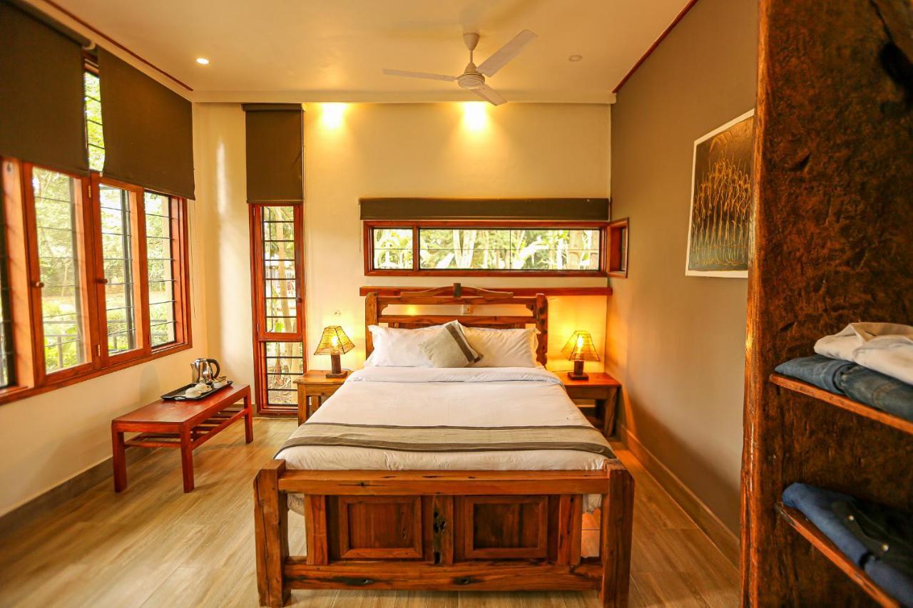Mbugwe Lodge Arusha Buitenkant foto